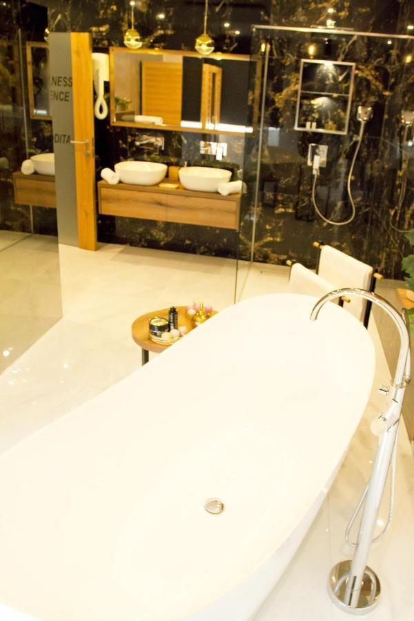 Afrodita Wellness Essence Plitvička Jezera Exterior foto